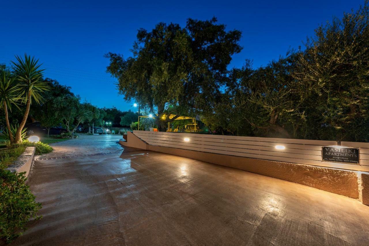 טרגקי Vasiliki Apartments מראה חיצוני תמונה