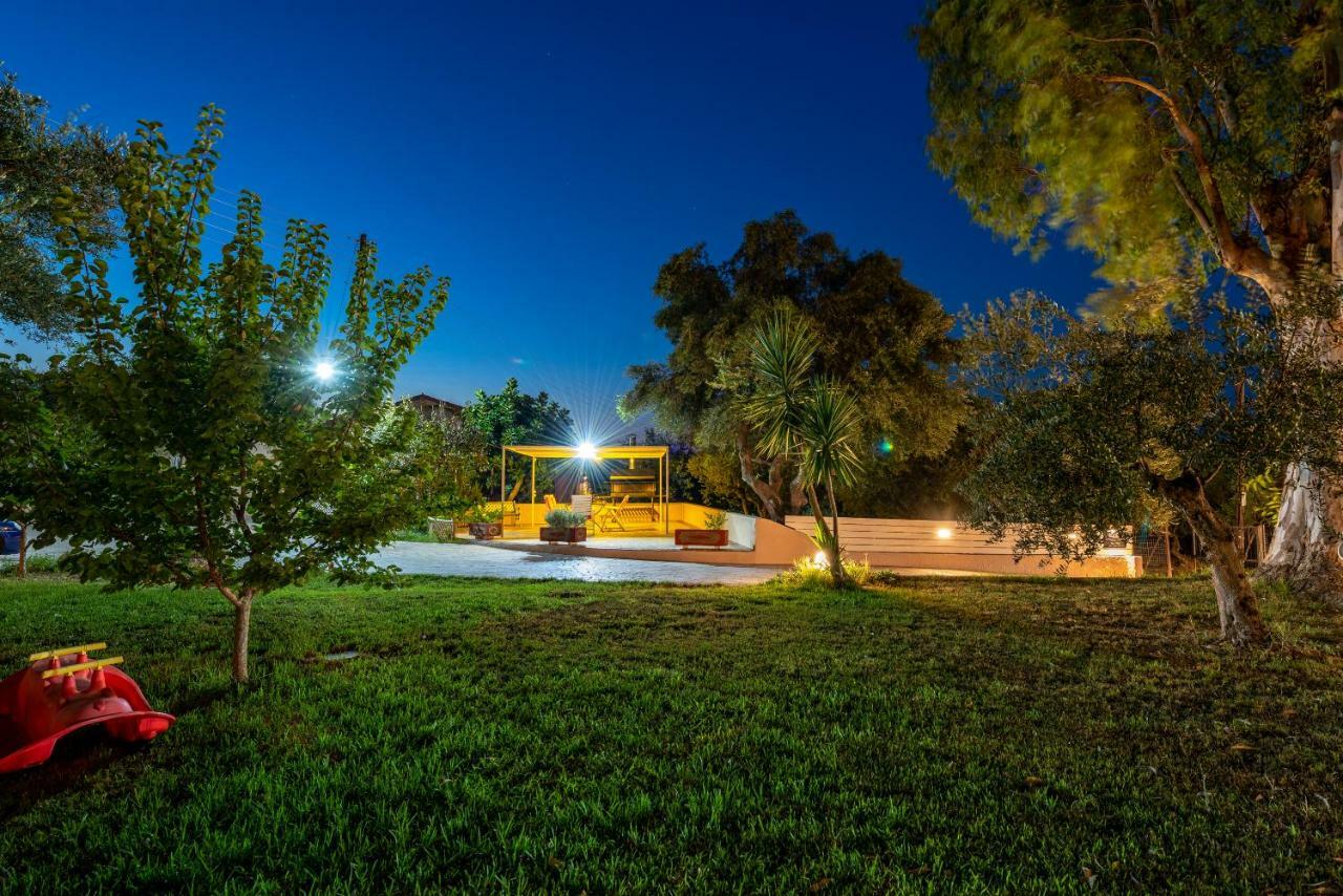 טרגקי Vasiliki Apartments מראה חיצוני תמונה