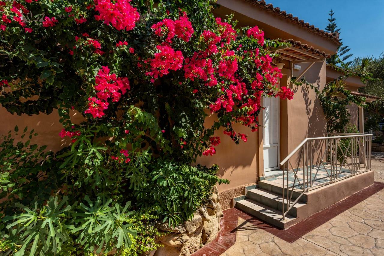 טרגקי Vasiliki Apartments מראה חיצוני תמונה
