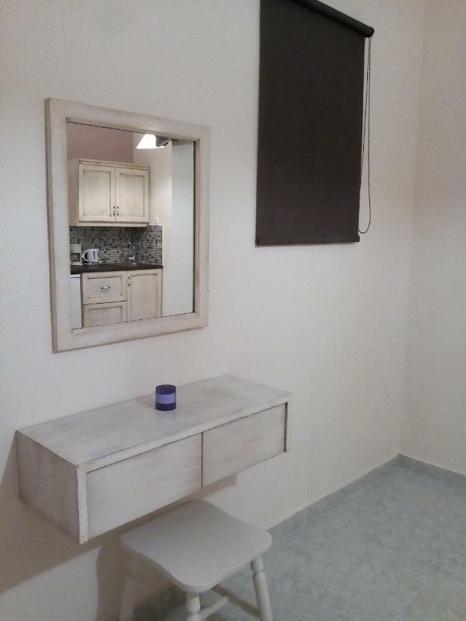 טרגקי Vasiliki Apartments מראה חיצוני תמונה