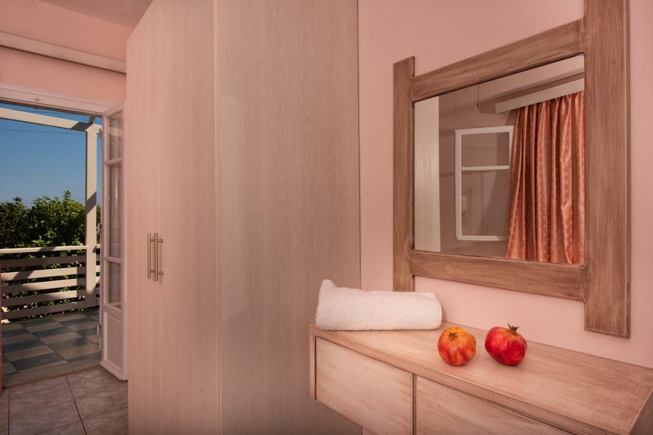 טרגקי Vasiliki Apartments מראה חיצוני תמונה