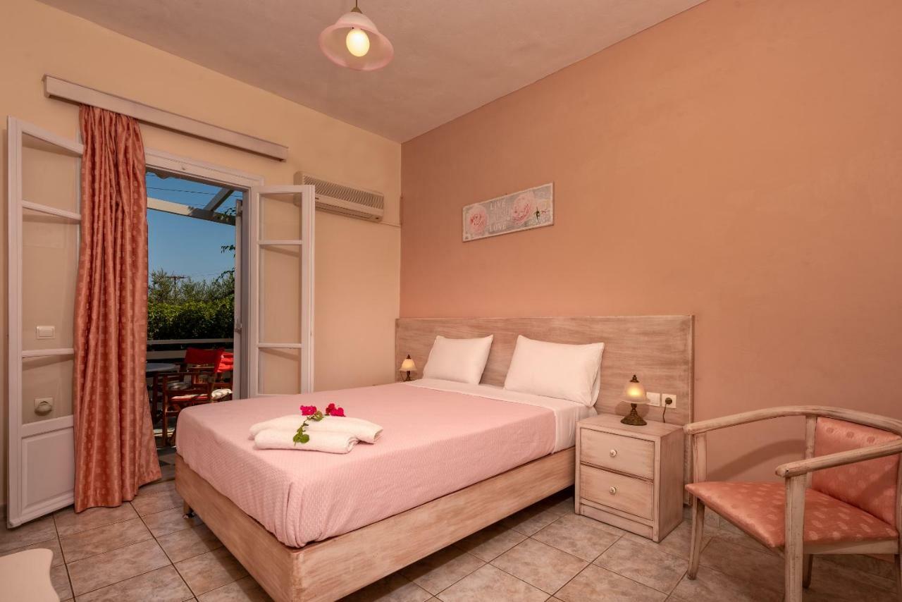טרגקי Vasiliki Apartments מראה חיצוני תמונה