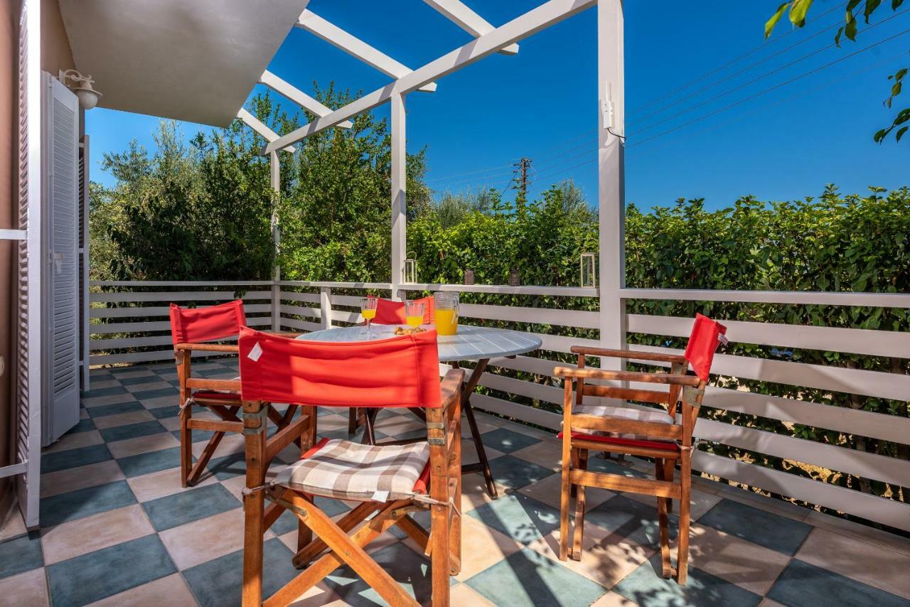 טרגקי Vasiliki Apartments מראה חיצוני תמונה