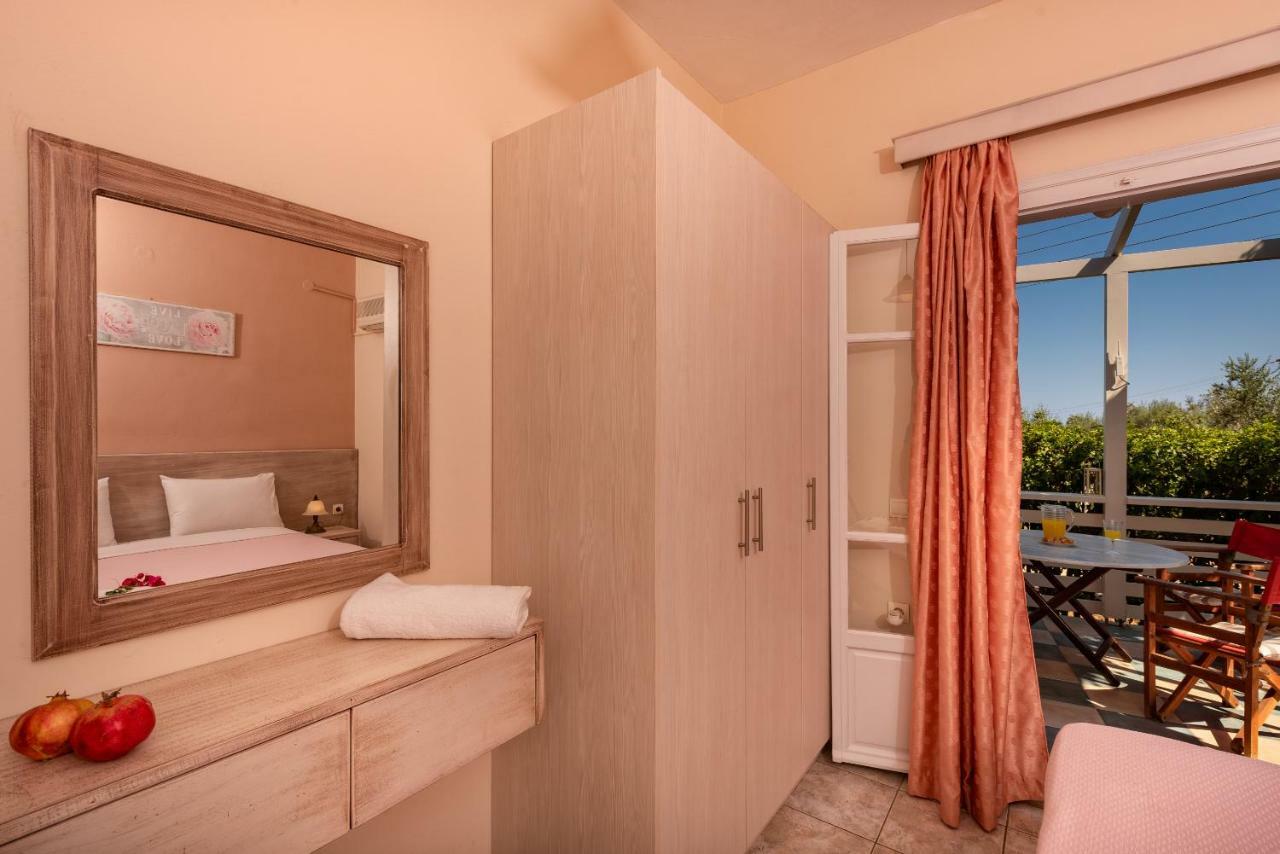 טרגקי Vasiliki Apartments מראה חיצוני תמונה