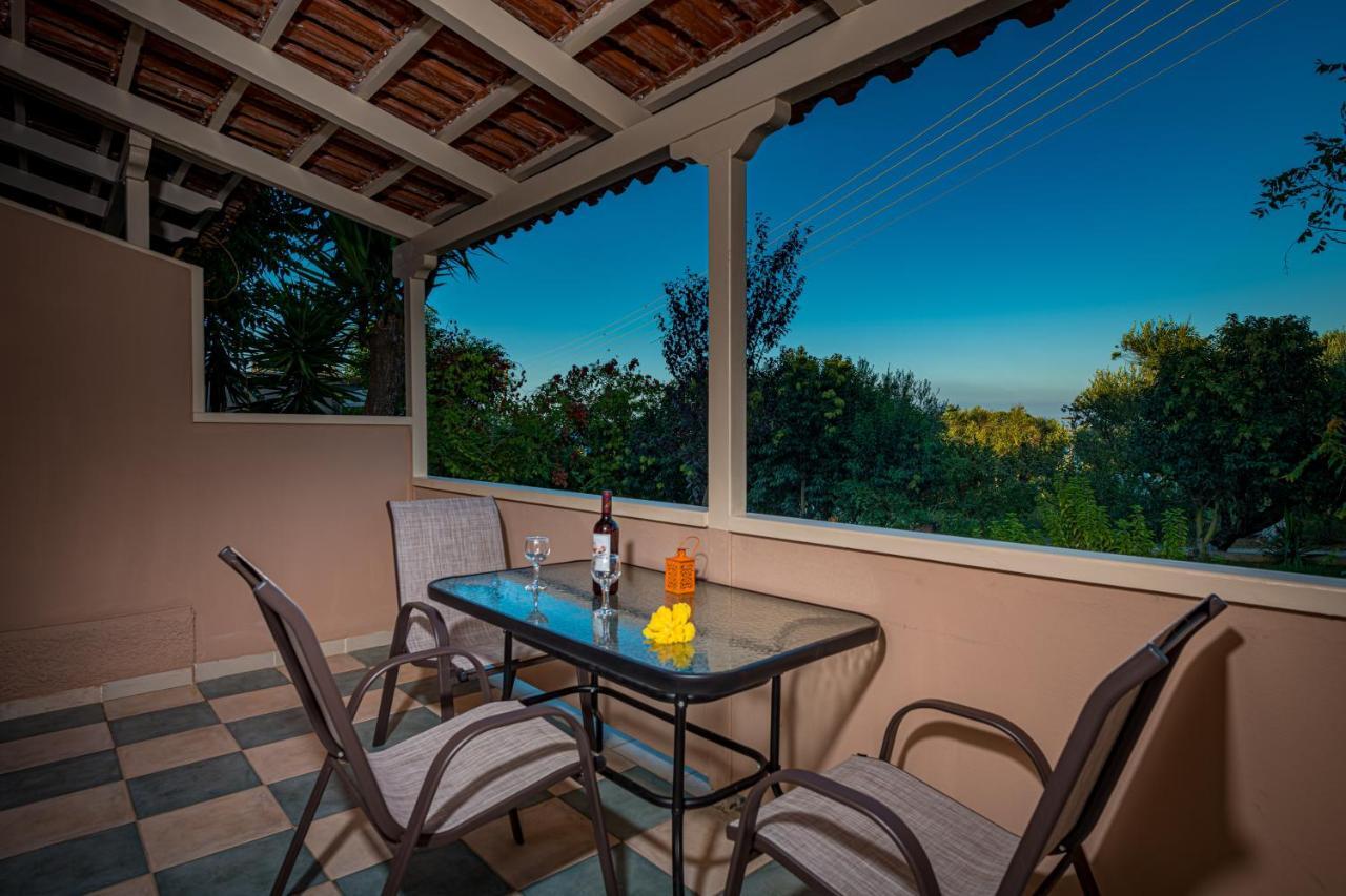 טרגקי Vasiliki Apartments מראה חיצוני תמונה