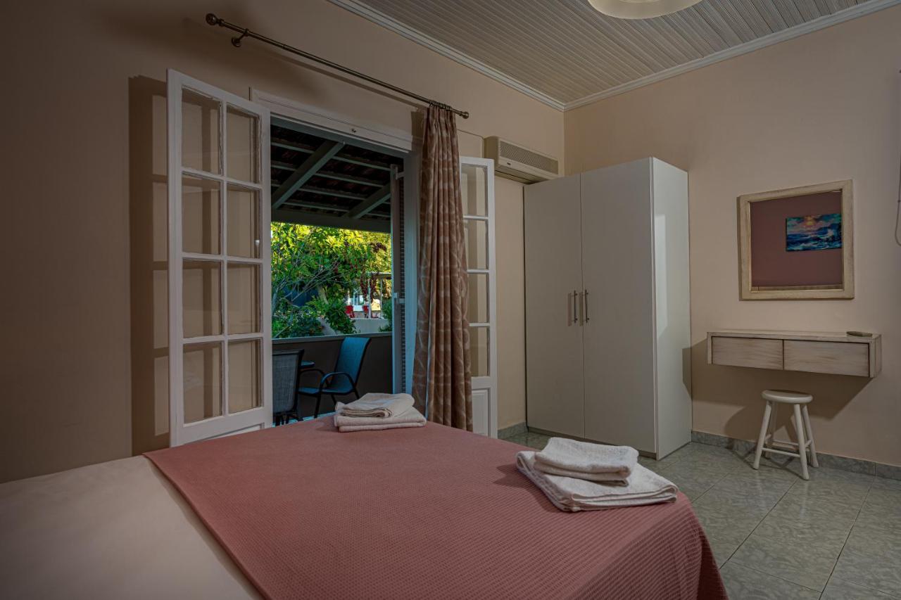 טרגקי Vasiliki Apartments מראה חיצוני תמונה
