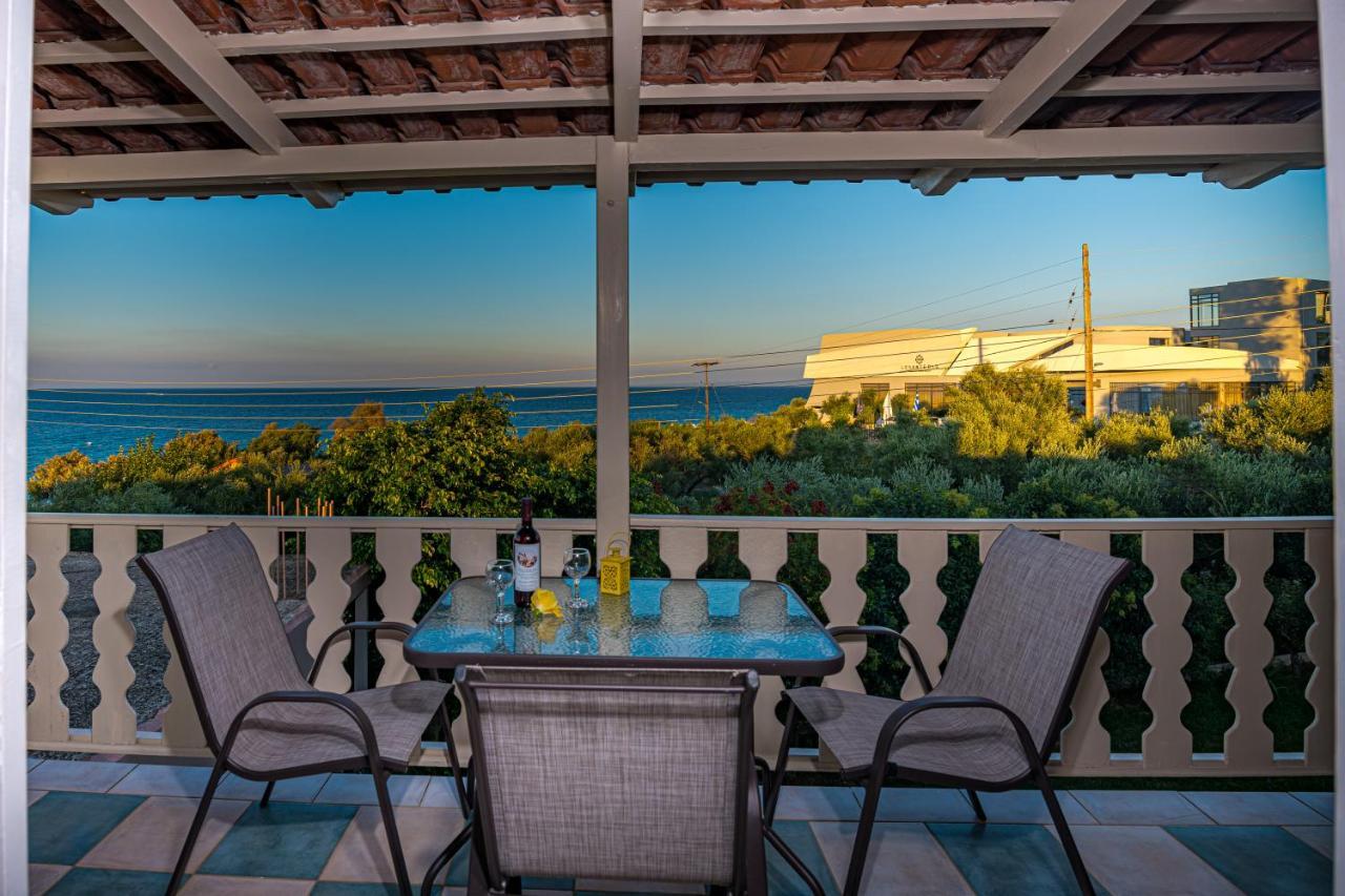 טרגקי Vasiliki Apartments מראה חיצוני תמונה